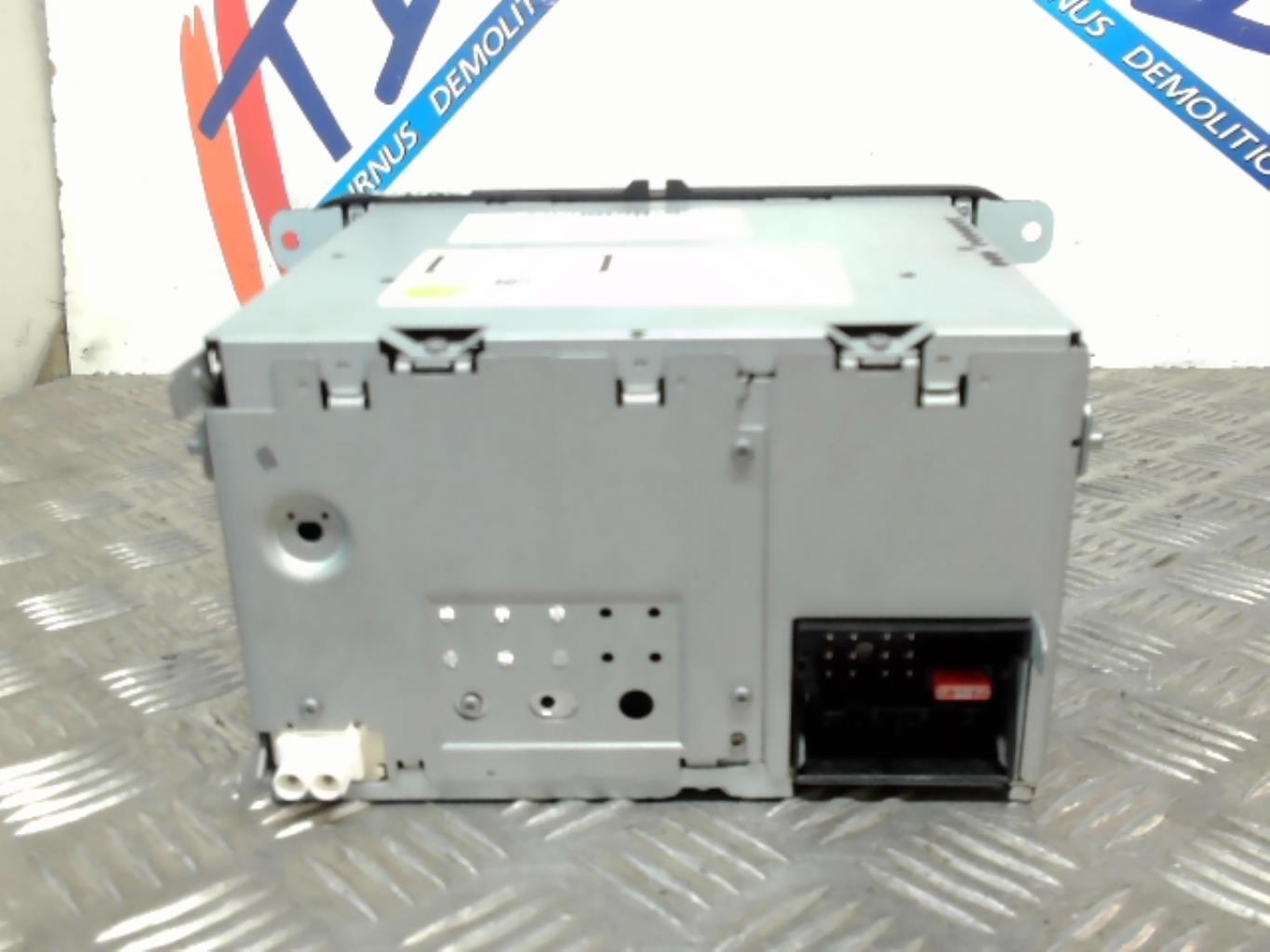 Autoradio originale VOLKSWAGEN GOLF 6 BREAK Diésel - 1