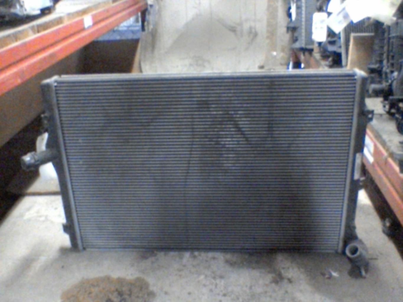 Radiateur eau VOLKSWAGEN PASSAT 5 BREAK Diesel - 1