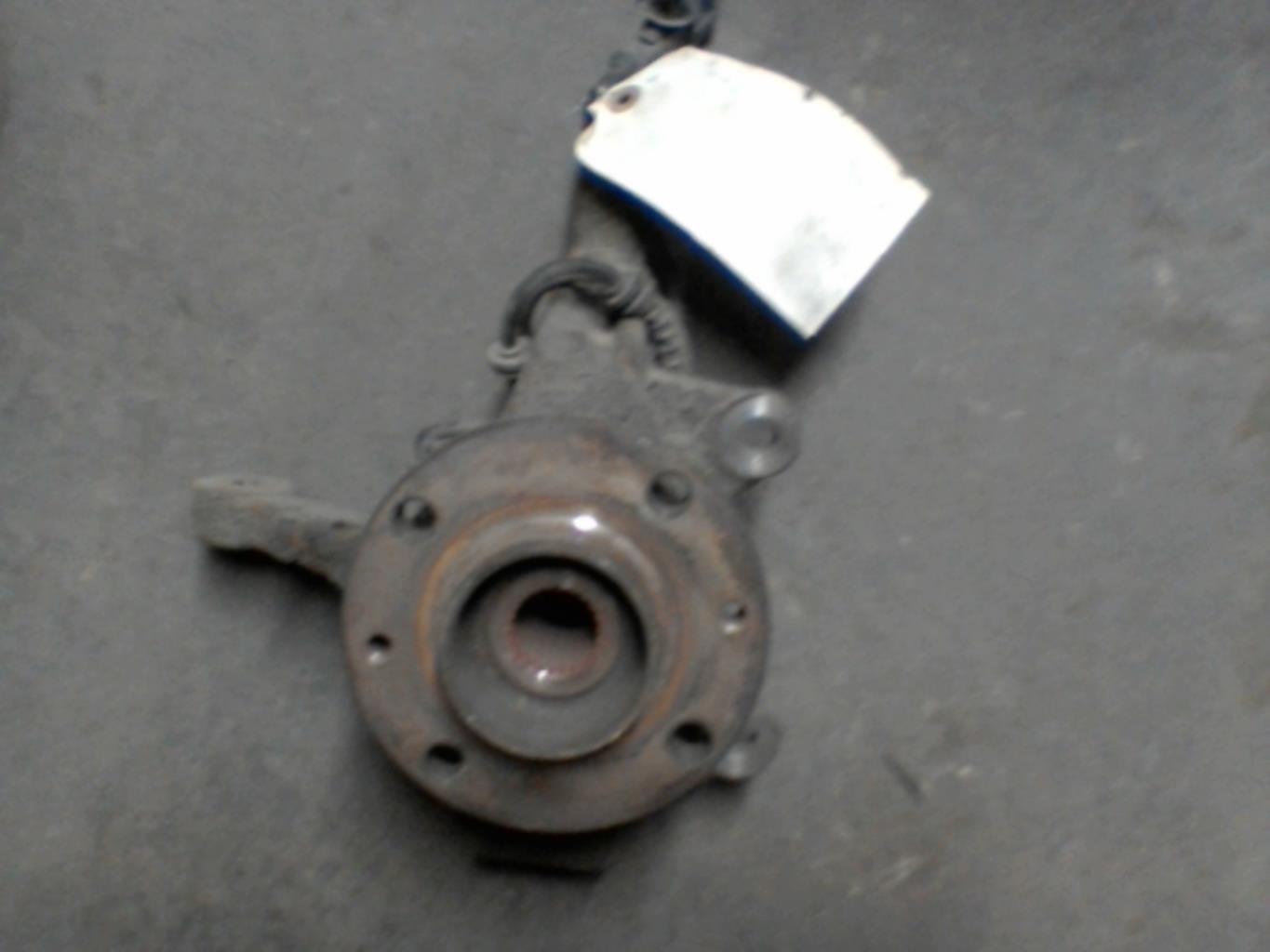 Pivot de moyeu avant droit RENAULT CLIO 3 PHASE 1 Diesel - 1