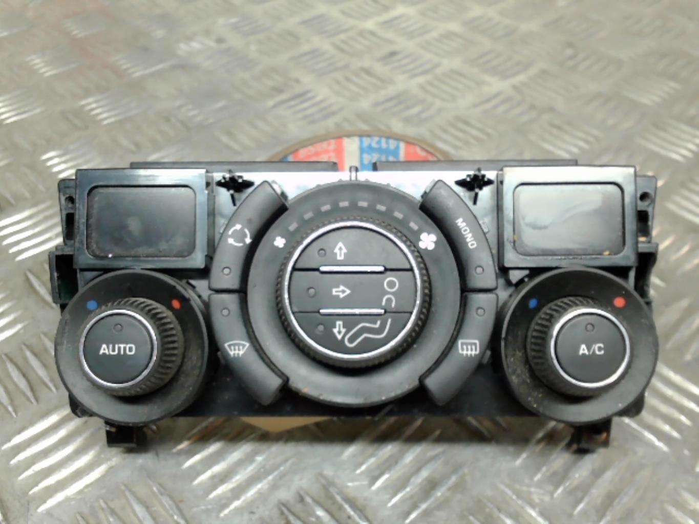 Commande chauffage PEUGEOT 308 1 SW PHASE 2 BREAK Diesel - 1