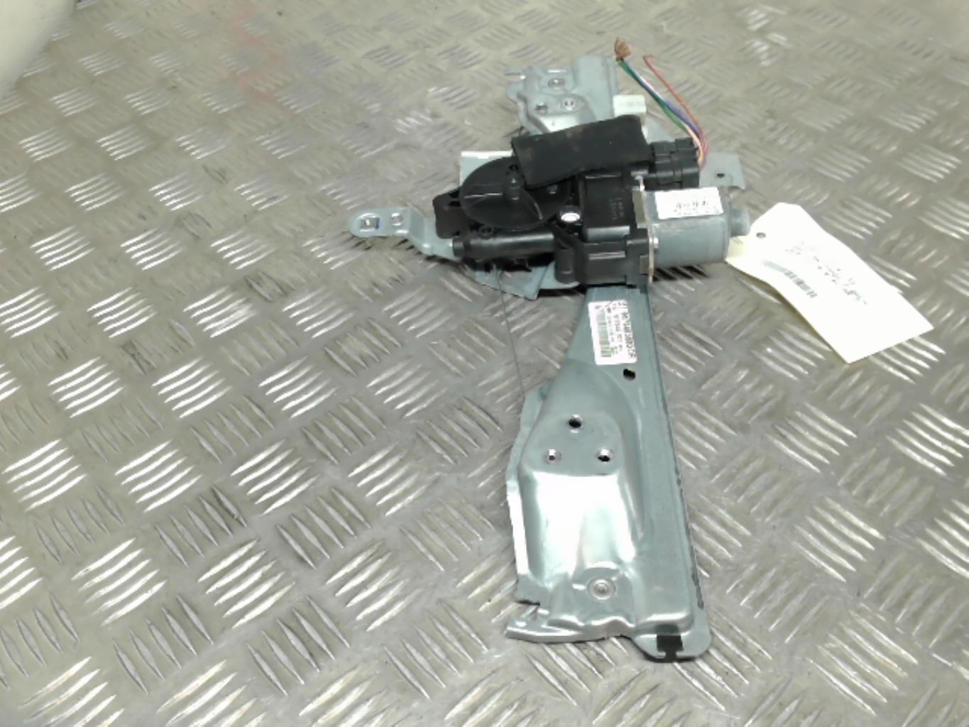 Alzacristalli elettrico posteriore sinistro PEUGEOT 308 1 SW PHASE 2 BREAK Diésel - 1