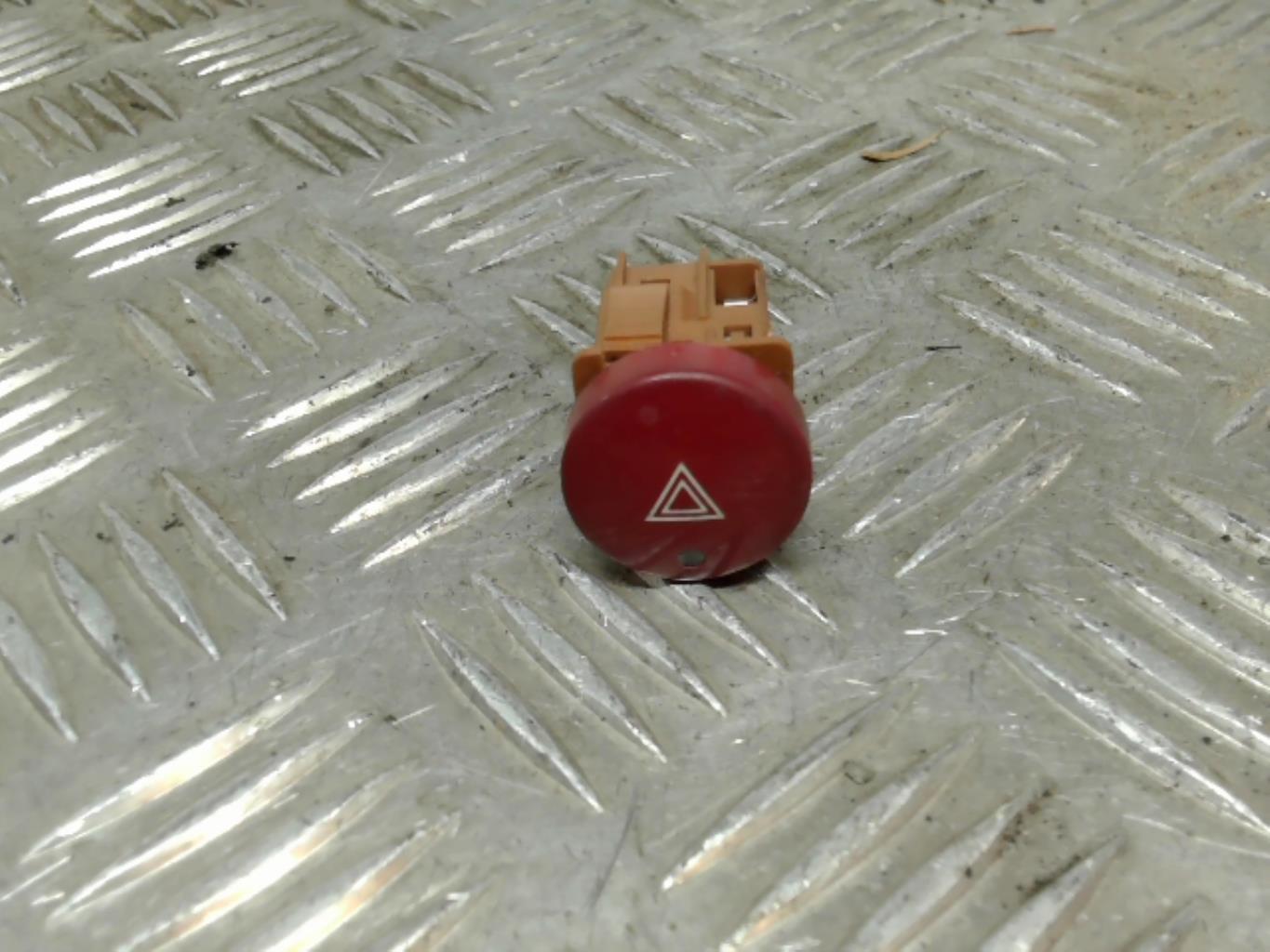 Interruttore luci emergenza CITROEN XSARA PHASE 2  - 1