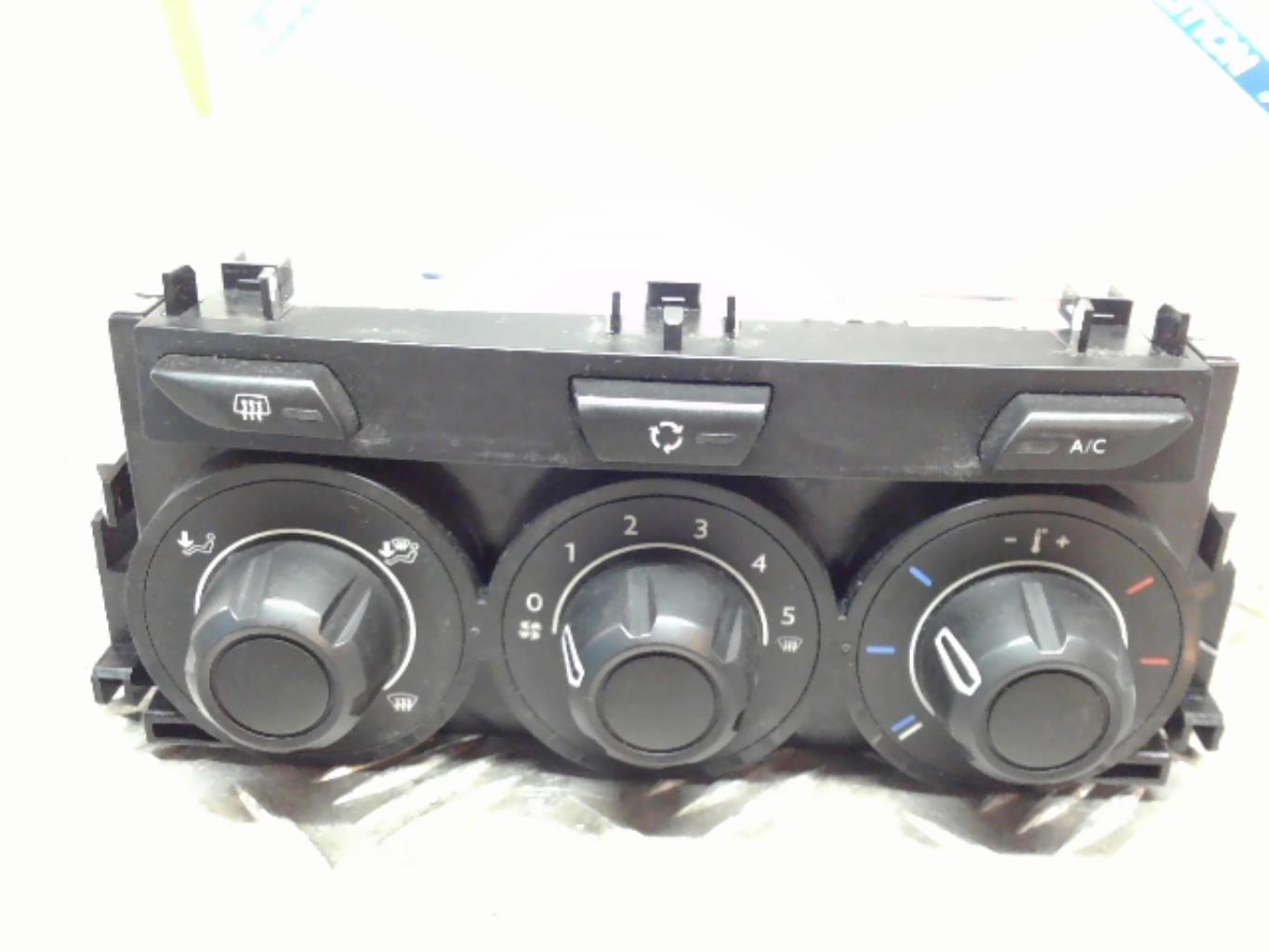 Commande chauffage CITROEN C3 2 PHASE 1 Diesel - 1