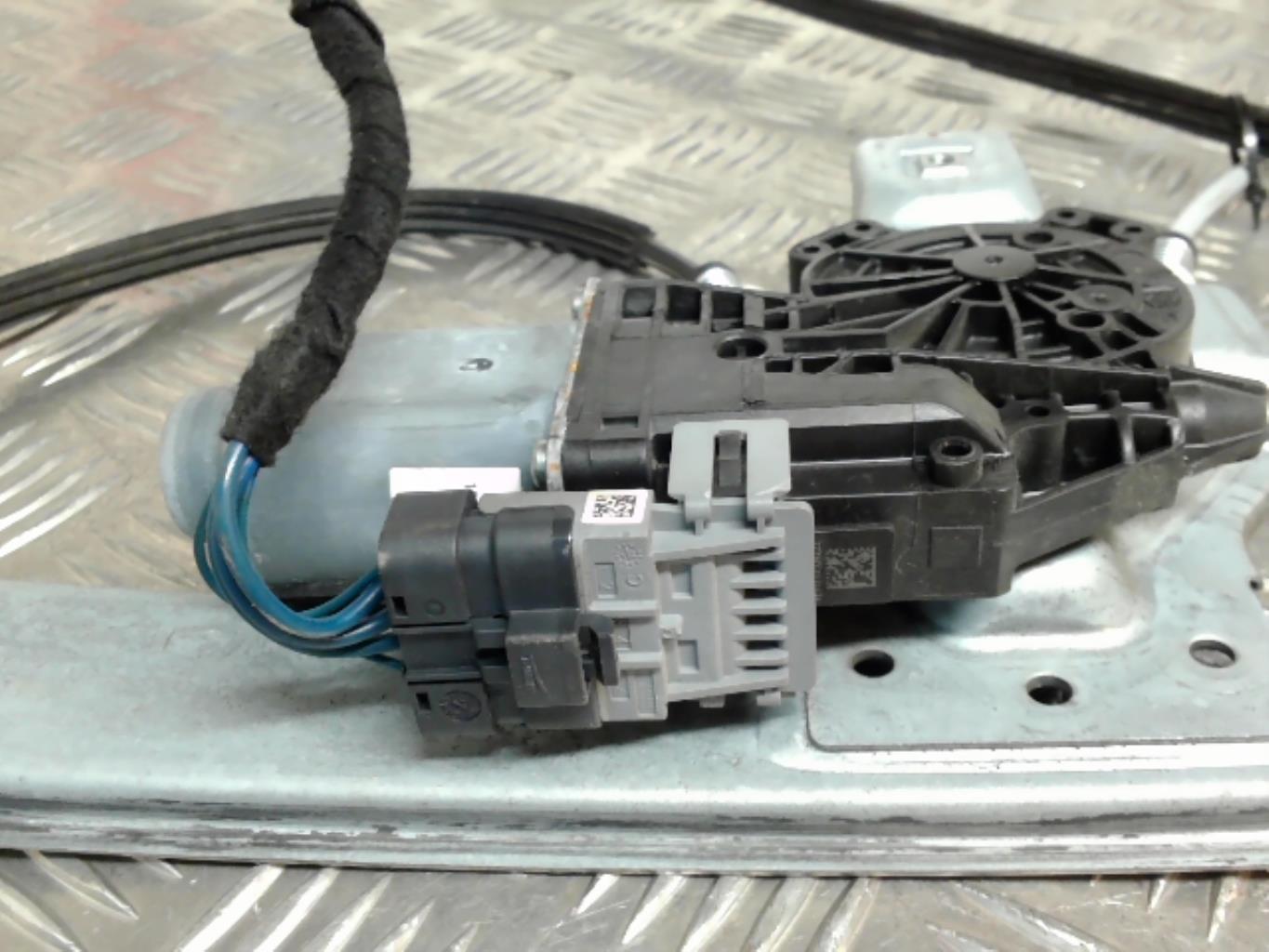 Alzacristalli elettrico anteriore sinistro CITROEN DS3 PHASE 1 Gasolina - 1