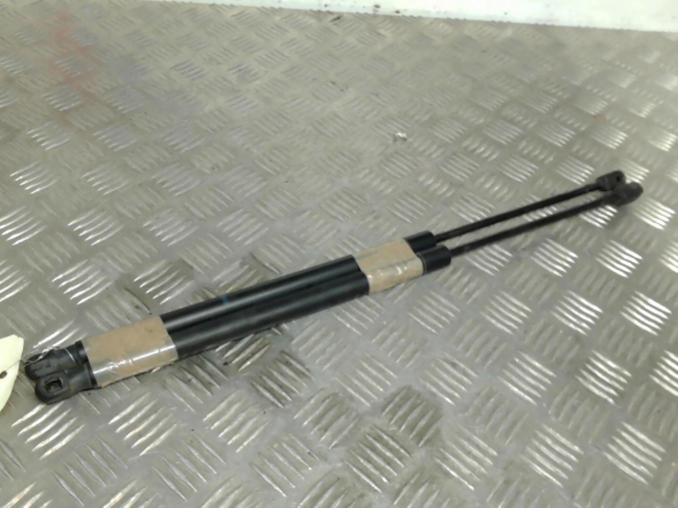 Verin de coffre RENAULT SCENIC 2 PHASE 2  - 1