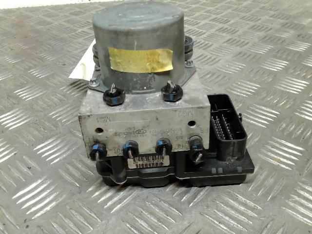 Blocco ABS (antibloccaggio freni) KIA VENGA PHASE 1 Diésel - 1