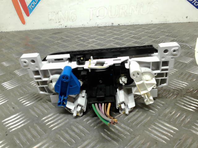 Commande chauffage DACIA SANDERO 1 Diesel - 1