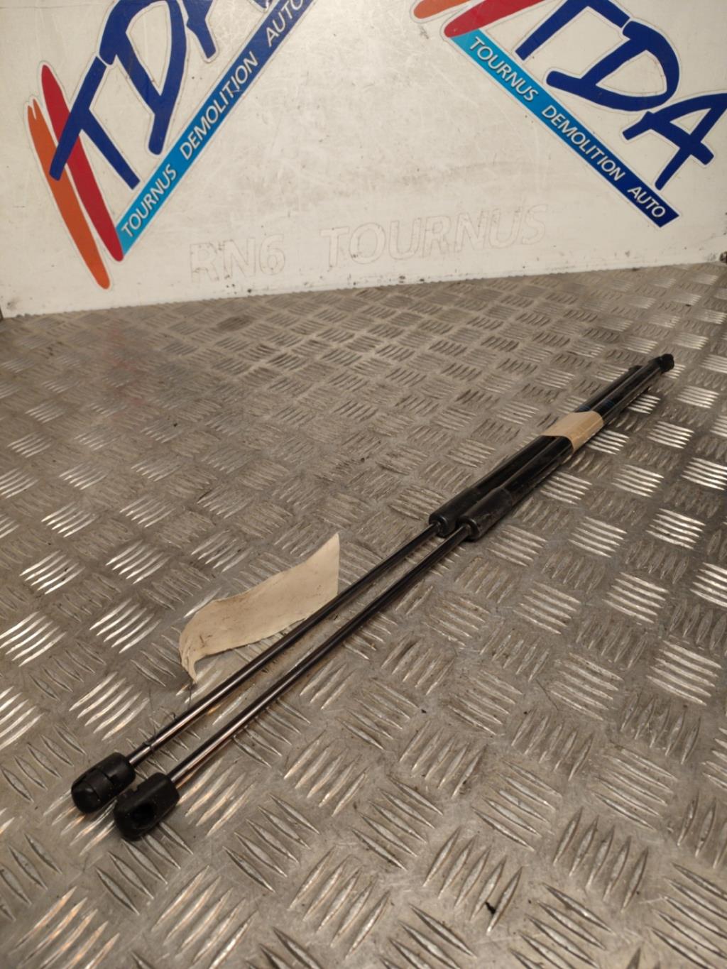 Verin de coffre OPEL CORSA E Essence - 1