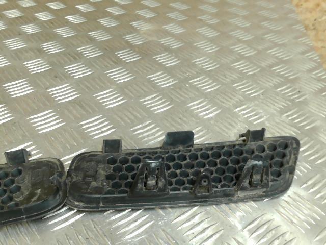 Calandre RENAULT SCENIC 1 PHASE 2  - 1