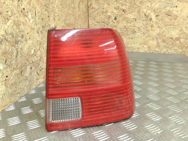 Fanale posteriore principale destro (luci) VOLKSWAGEN PASSAT 4 PHASE 1 Diésel - 1