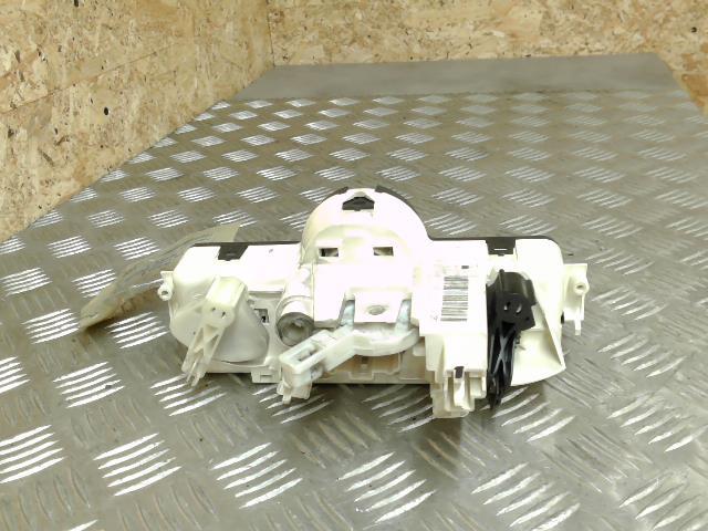 Commande chauffage RENAULT MEGANE 2 PHASE 1 BREAK Diesel - 1