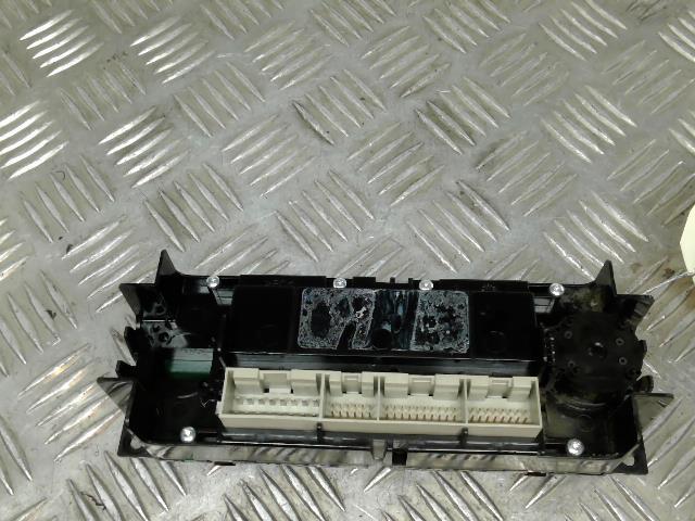 Commande chauffage VOLKSWAGEN GOLF 4 Diesel - 1