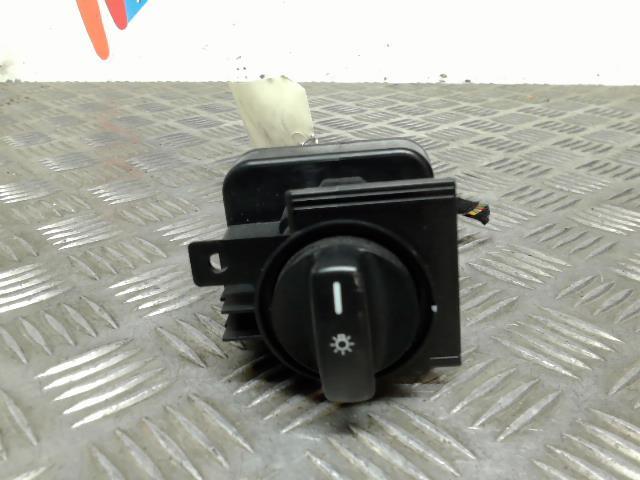 Commande de phare MERCEDES CLASSE A 169 PHASE 1 Diesel - 1