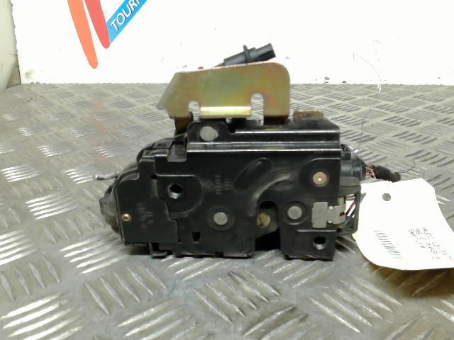 Serratura anteriore destra AUDI A6 2 PHASE 1  - 1