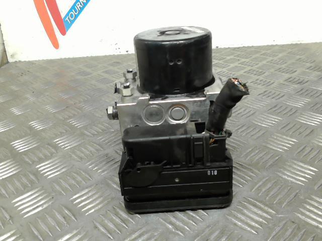 Blocco ABS (antibloccaggio freni) VOLVO V 70 2 PHASE 1 BREAK Diésel - 1