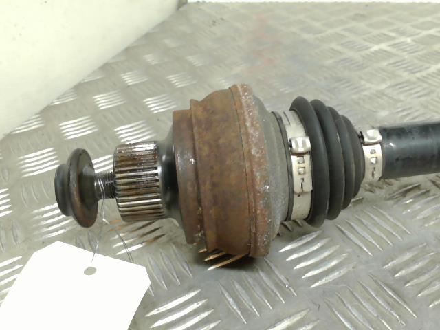 Giunto cardanico posteriore destro (trasmissione) AUDI Q5 1 PHASE 1 Gasolina - 1