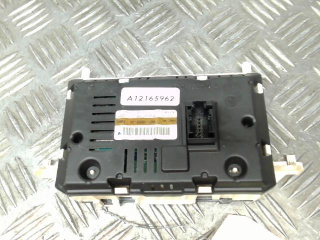 Monitor display FORD FIESTA 6 PHASE 1 Diésel - 1