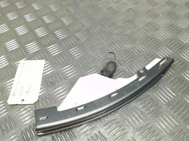 Gruppo ottico anteriore secondario sinistro (luci)(freccia) VOLKSWAGEN PASSAT 5 BREAK Diésel - 1