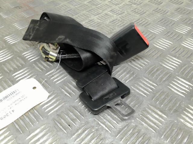 Aggancio cintura sicurezza posteriore sinistro VOLKSWAGEN GOLF 4 Diésel - 1