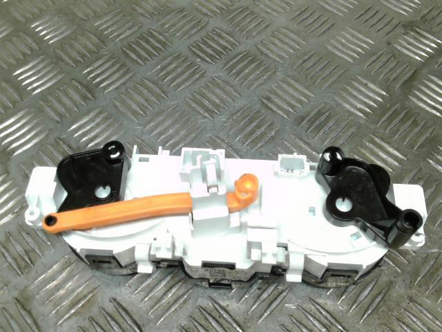 Commande chauffage PEUGEOT 208 1 PHASE 2 Diesel - 1