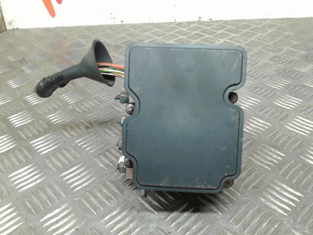Blocco ABS (antibloccaggio freni) RENAULT CLIO 4 PHASE 1 Diésel - 1