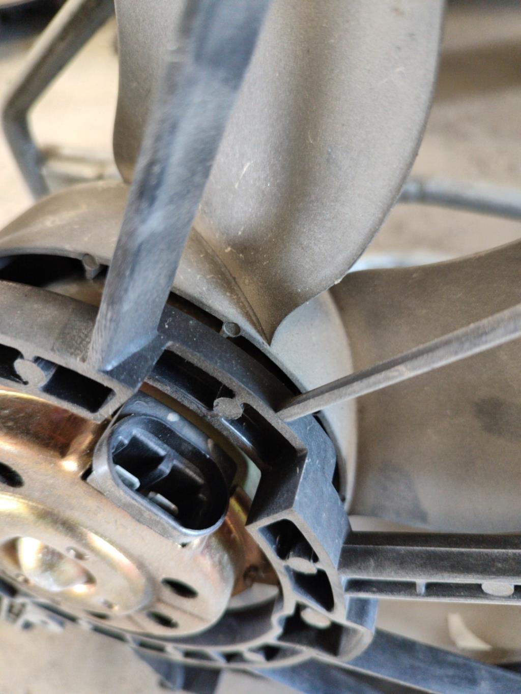 Motoventilatore radiatore RENAULT SCENIC 1 PHASE 2  - 1