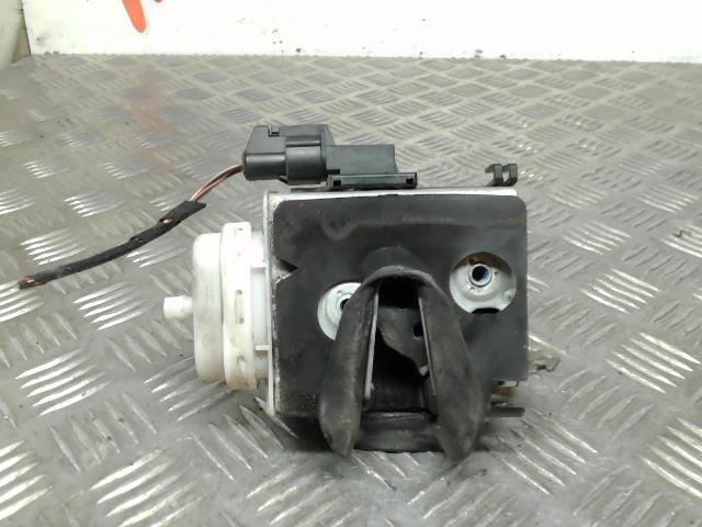 Serrure avant droit AUDI A4 1 PHASE 2 Diesel - 1