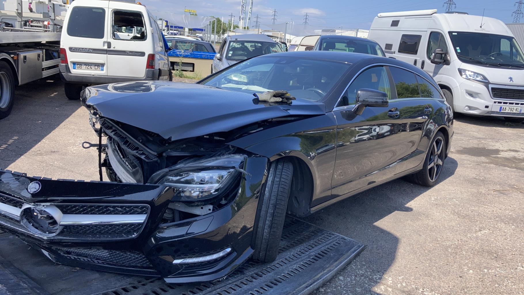 Bracciolo MERCEDES CLASSE CLS 218 PHASE 1 BREAK Diésel - 1