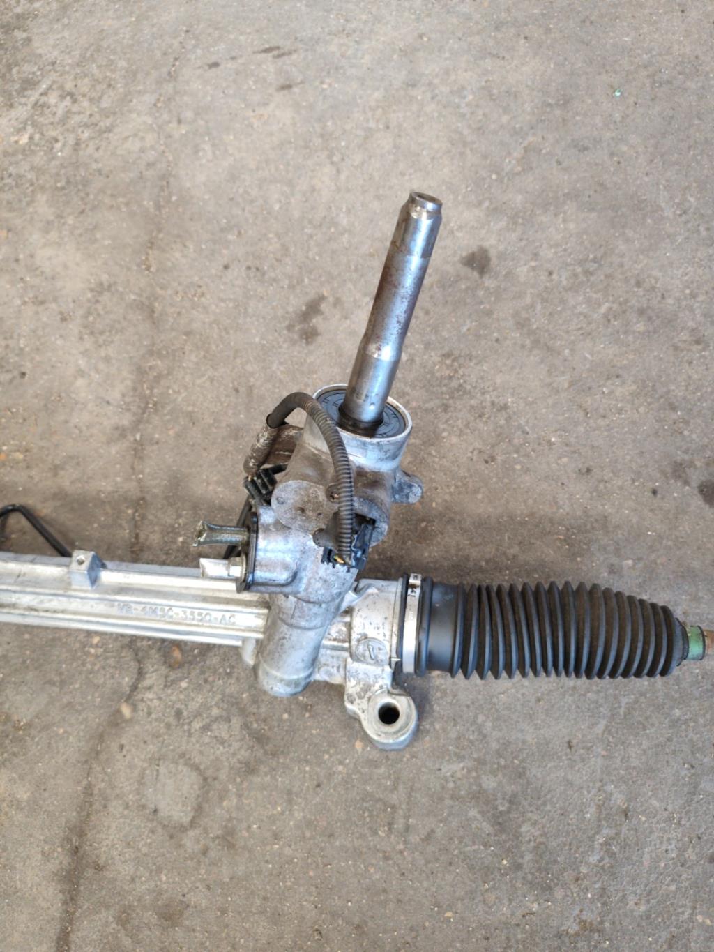 Cremaillere assistee FORD FOCUS 2 PHASE 2 BREAK Diesel - 1