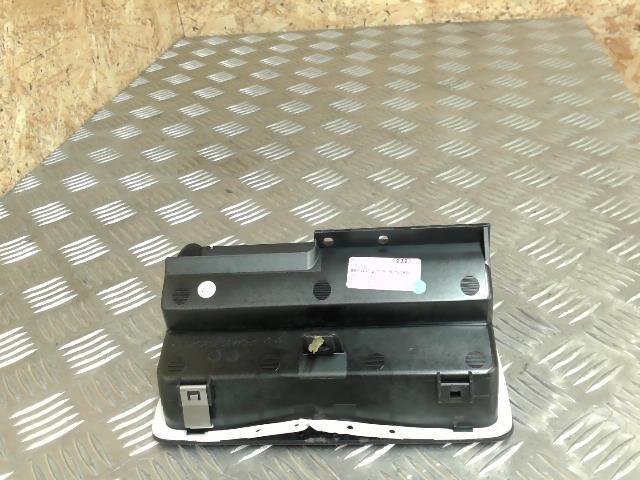 Ecran GPS AUDI A1 1 PHASE 1 Diesel - 1