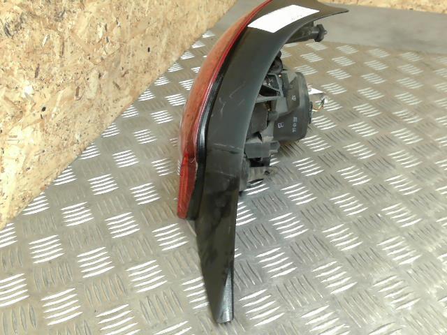 Fanale posteriore principale sinistro (luci) PEUGEOT 208 1 PHASE 2 Diésel - 1