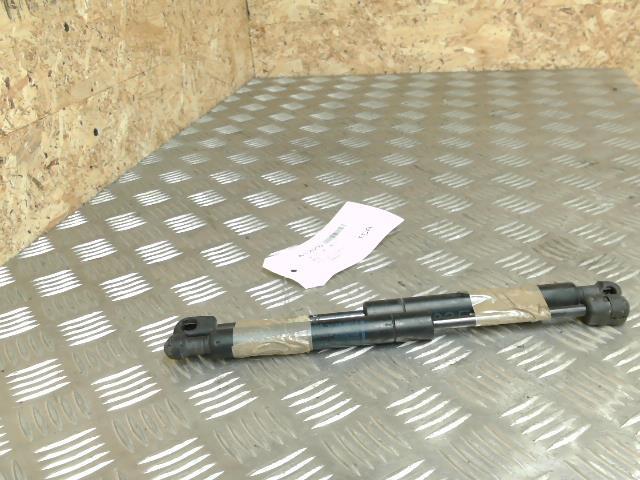 Verin de capot BMW X3 E83 PHASE 1 Essence - 1