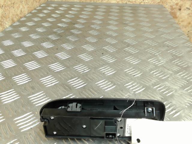 Interruttore lavacristalli anteriore sinistro FORD C-MAX 1 PHASE 2 Diésel - 1