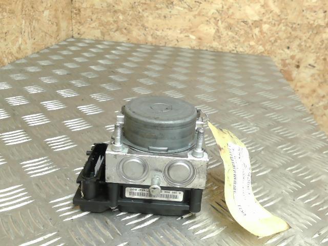 Bloc ABS (freins anti-blocage) RENAULT MODUS PHASE 1 Diesel - 1