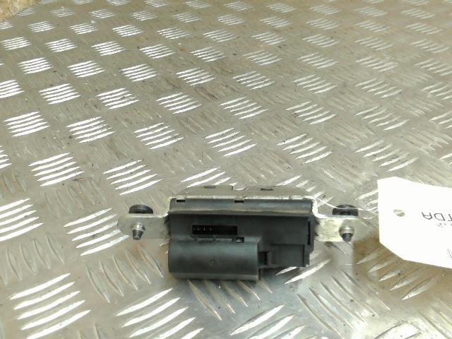 Serrure de hayon OPEL CORSA D PHASE 1 Essence - 1