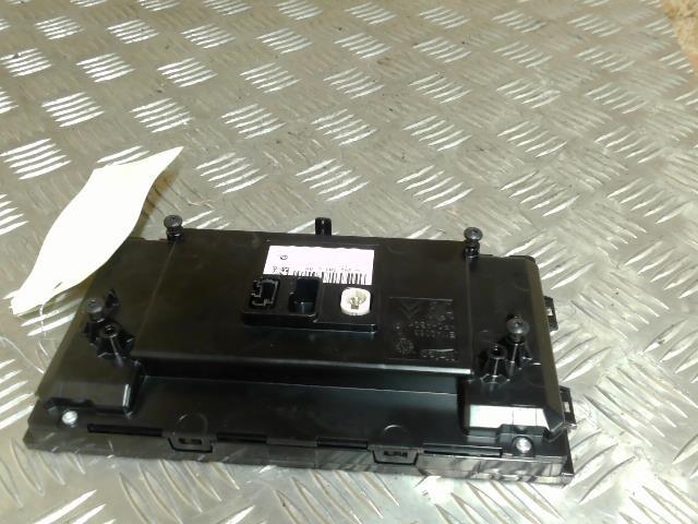 Ecran GPS PEUGEOT 308 2 PHASE 1 Diesel - 1