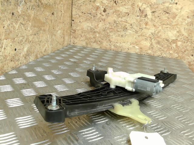 Alzacristalli elettrico anteriore sinistro RENAULT CLIO 5 PHASE 1 Diésel - 1