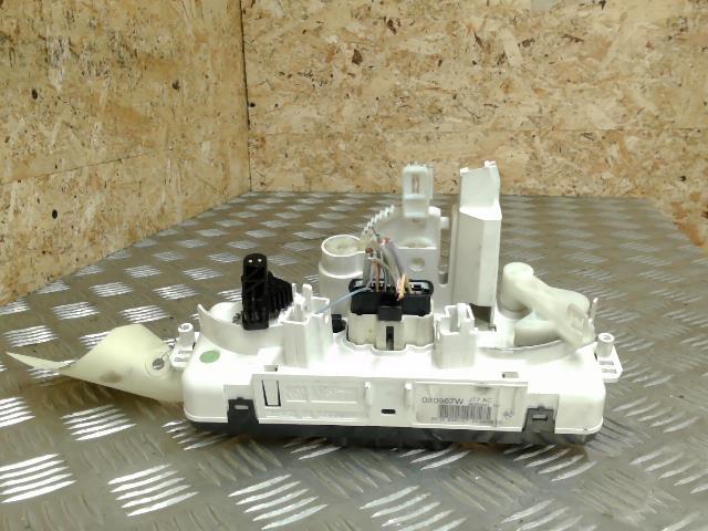 Commande chauffage RENAULT MODUS PHASE 2 Diesel - 1