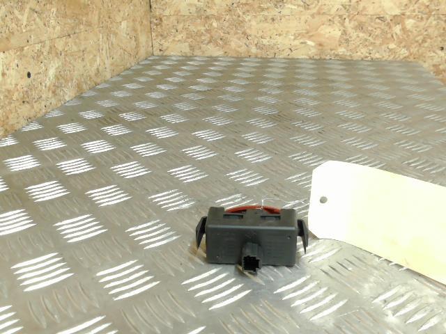 Bouton de warning RENAULT TWINGO 2 PHASE 1 Essence - 1