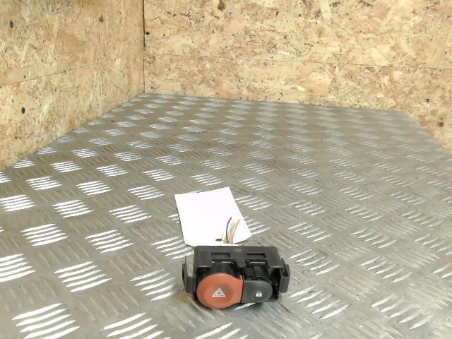 Interruttore luci emergenza RENAULT CLIO 3 PHASE 1 Diésel - 1