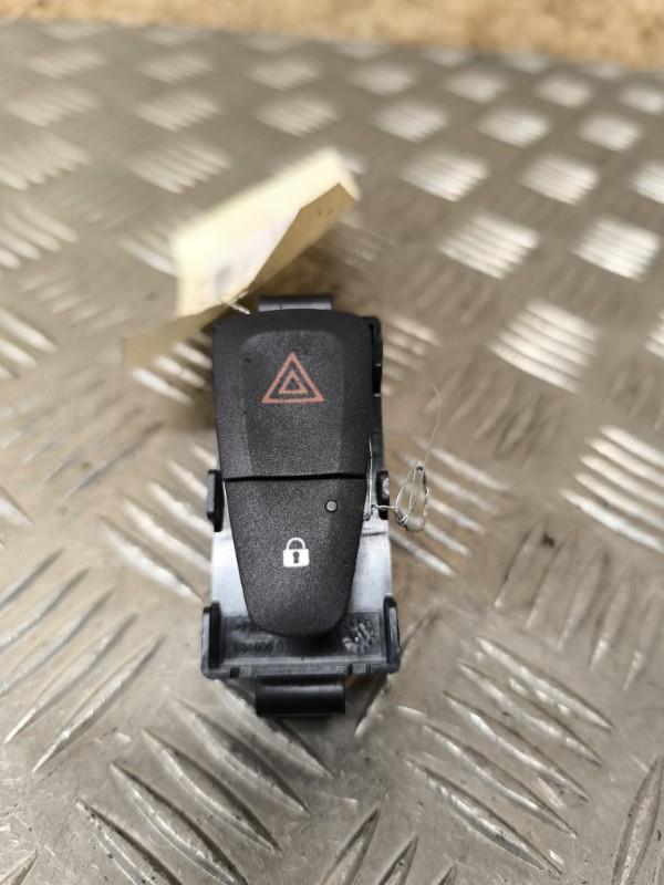 Bouton de warning DACIA SANDERO 2 PHASE 2 Essence - 1
