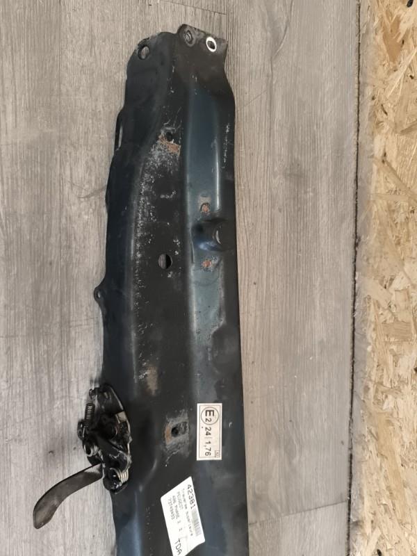 Traverse superieure PEUGEOT 406 PHASE 2 Diesel - 1