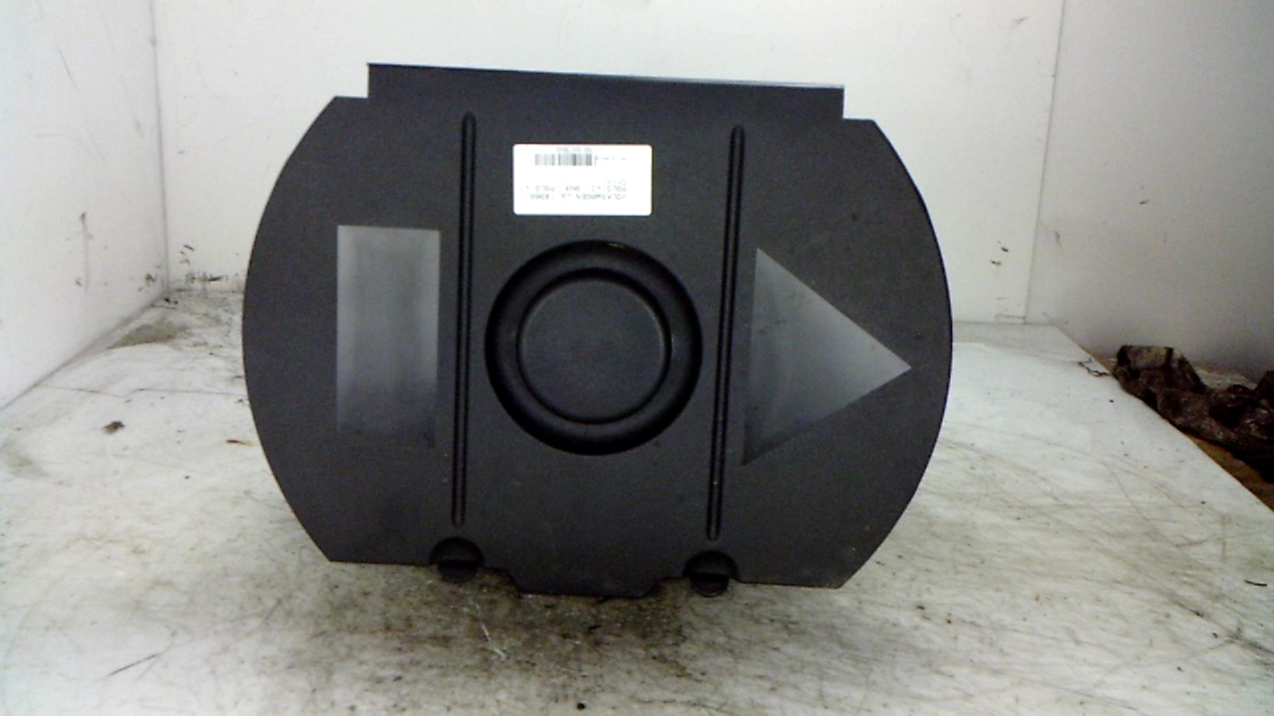 Cric (Ensemble depannage) VOLKSWAGEN POLO 4 PHASE 2 Diesel - 1