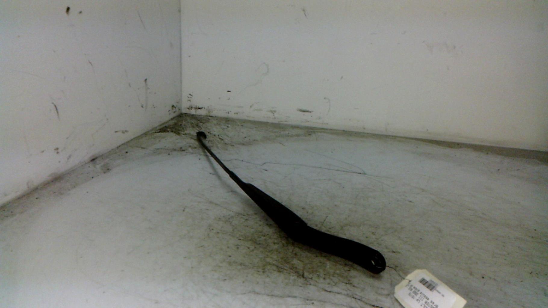 Bras essuie glace avant droit RENAULT MASTER 3  - 1