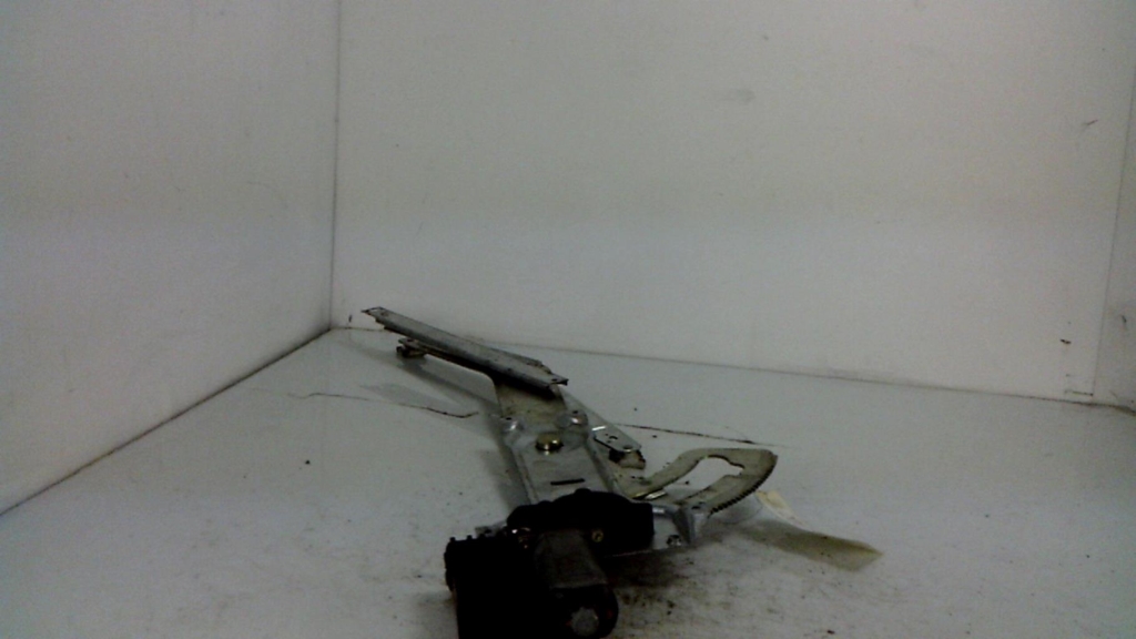 Leve vitre electrique avant...