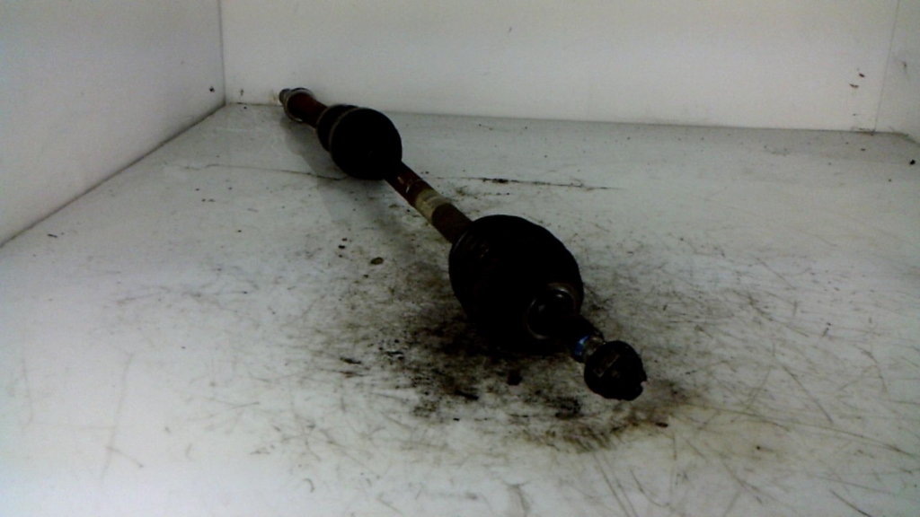 Cardan droit (transmission) RENAULT CLIO 3 PHASE 2 Essence - 1