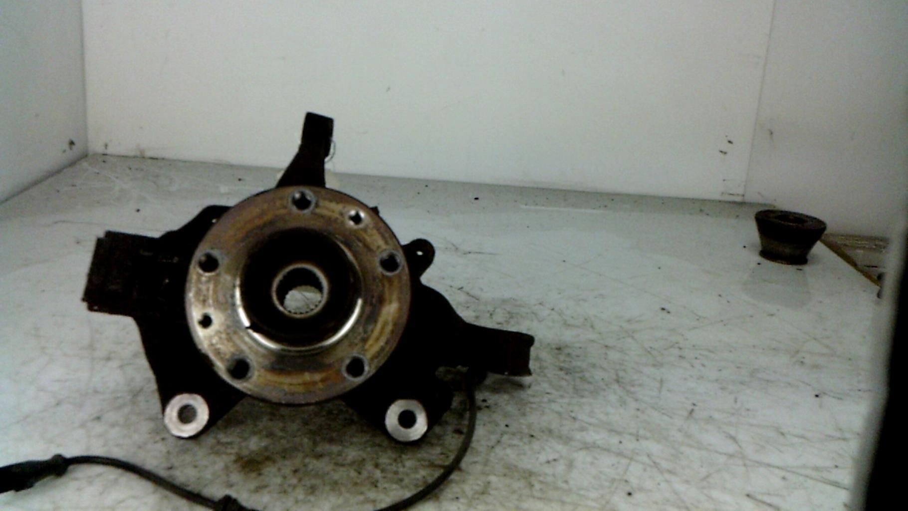 Moyeu avant droit RENAULT SCENIC 3 PHASE 1 Diesel - 1