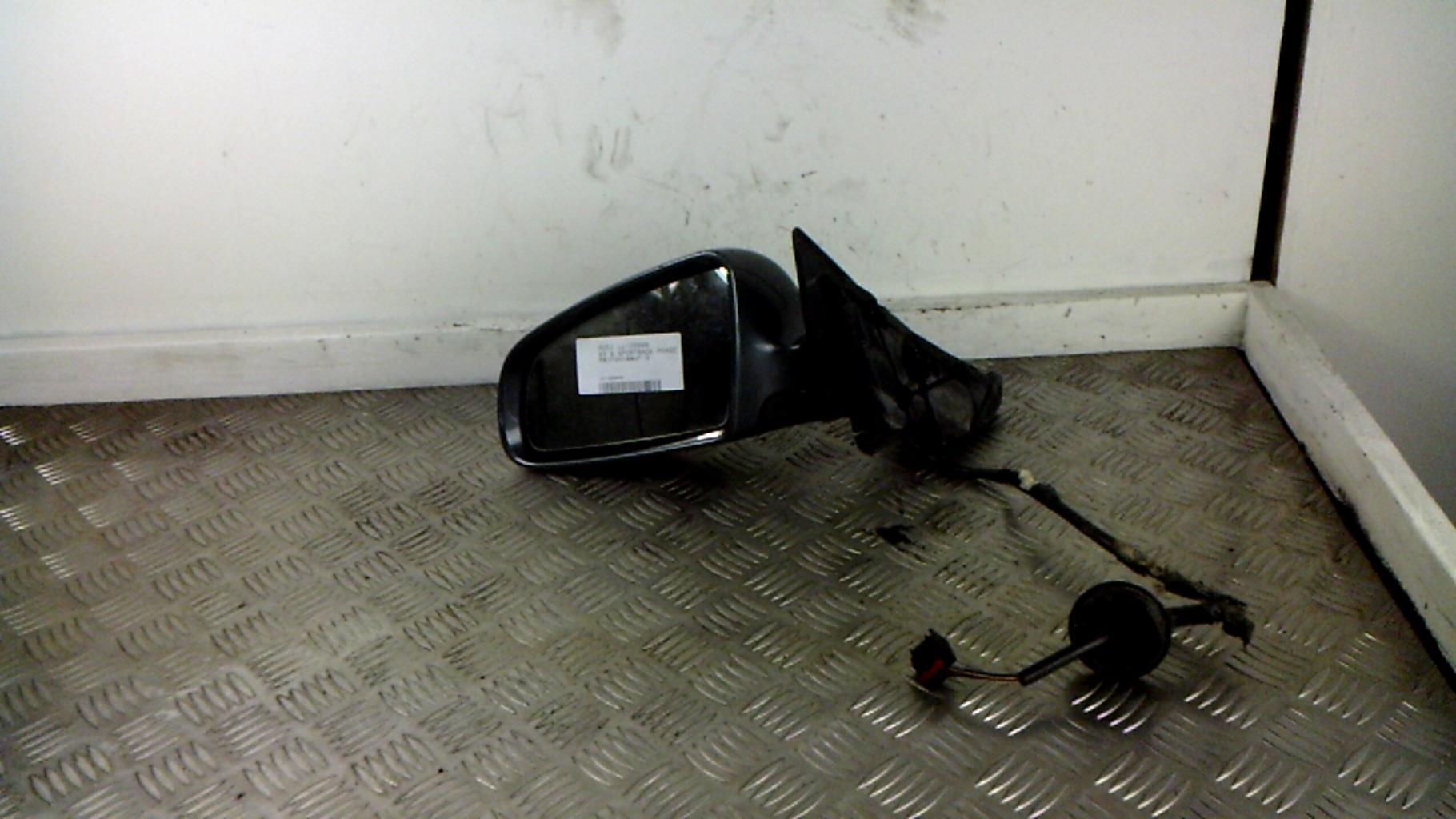 Retroviseur gauche AUDI A3 2 SPORTBACK PHASE 1 Diesel - 1