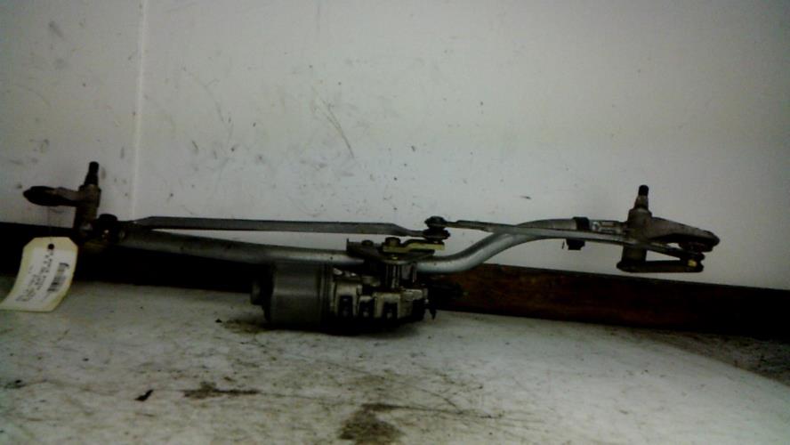 Moteur essuie glace avant -...