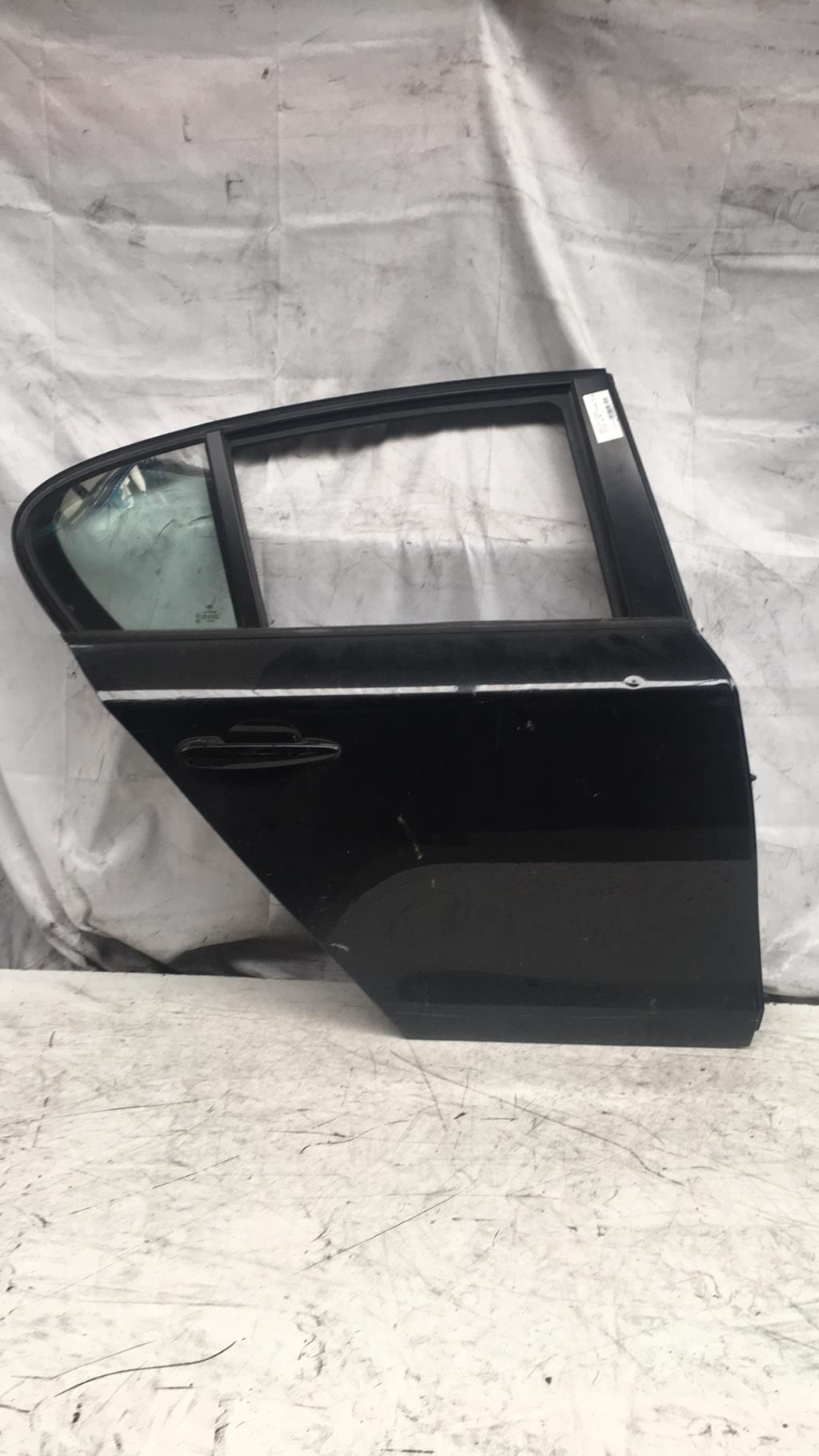 Porte arriere droit BMW SERIE 1 E87 PHASE 2 Essence - 1